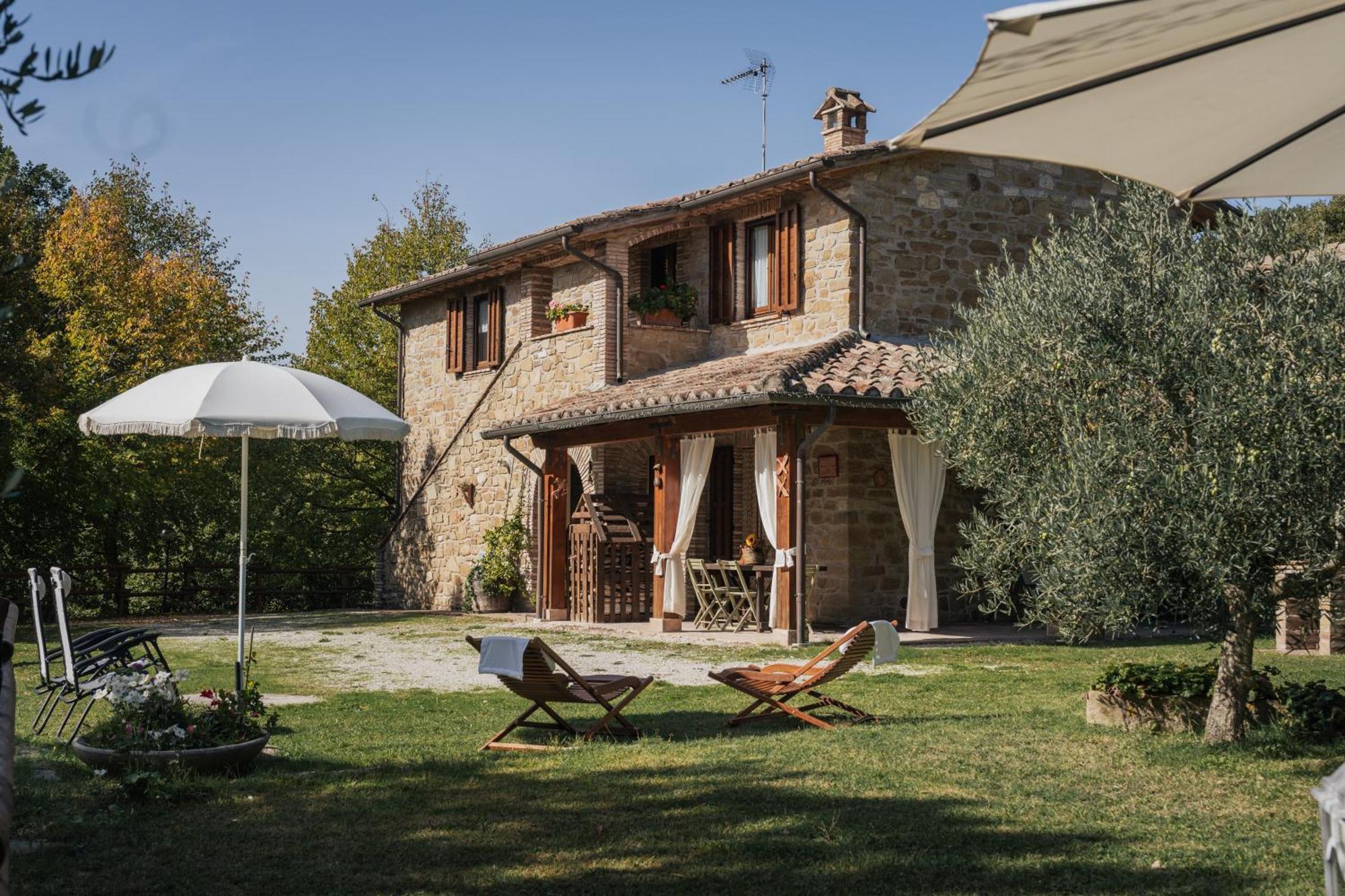 Agriturismo Casa Del Nonno Valfabbrica Exterior photo